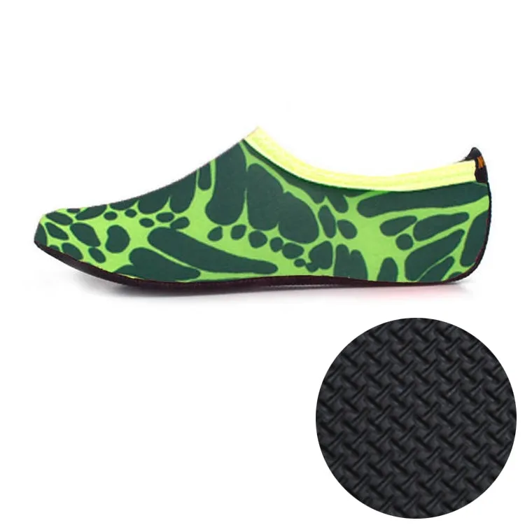 3mm Non-slip Rubber Embossing Texture Sole Figured Diving Shoes and Socks, One Pair, Series 1