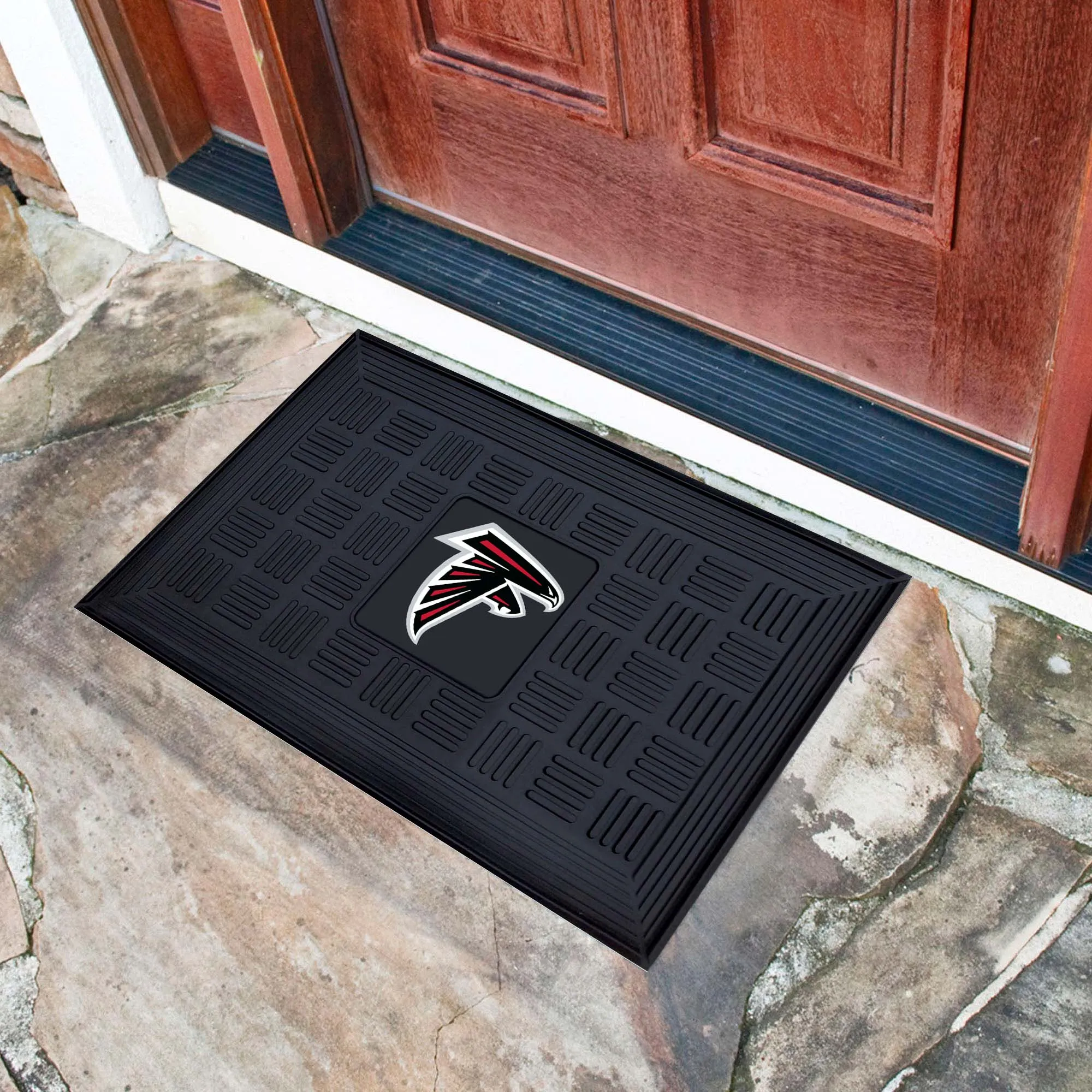 Atlanta Falcons Heavy Duty Vinyl Medallion Door Mat - 19.5in. x 31in.