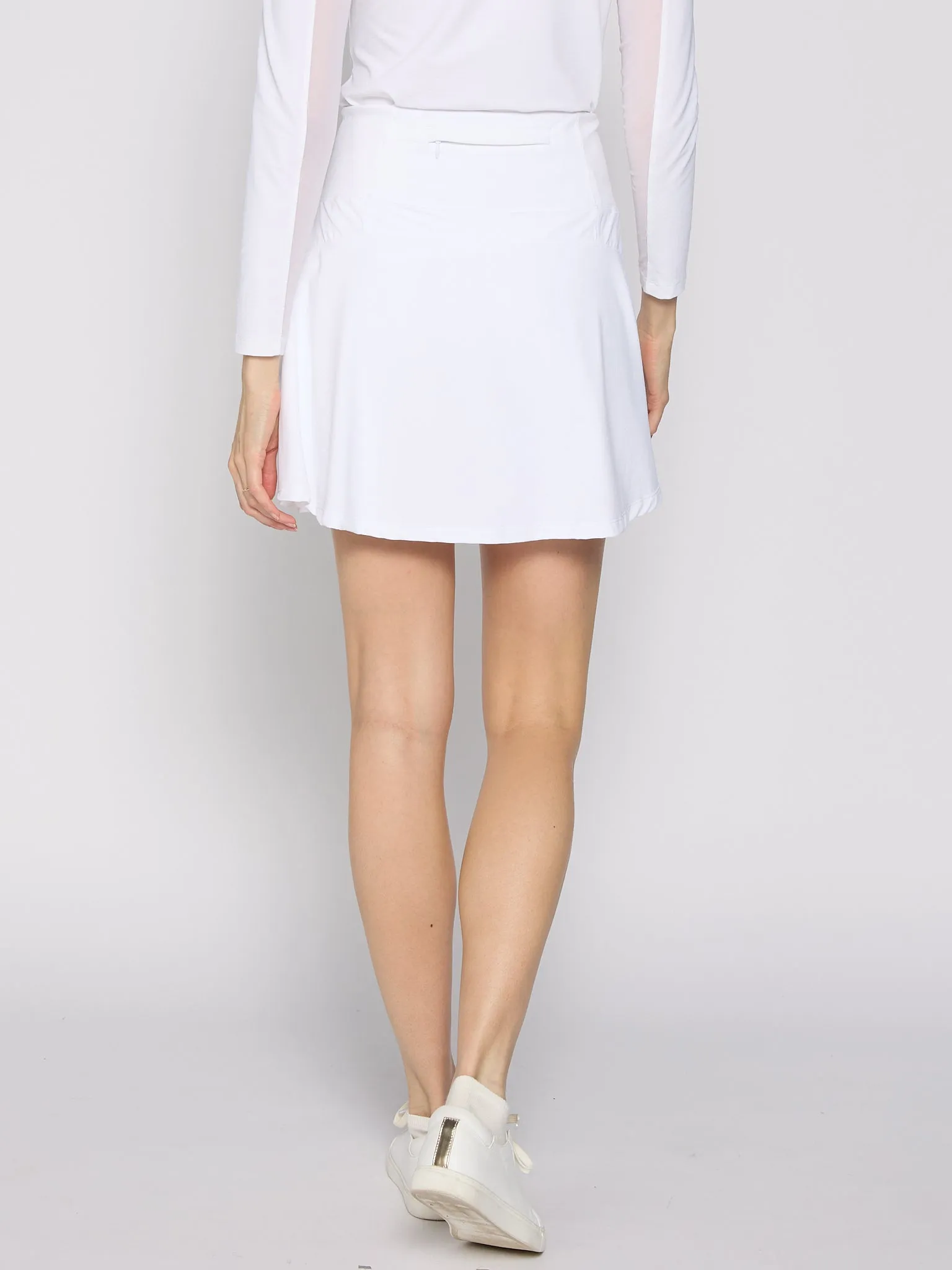 Back Yoke Ruffle Skort in White