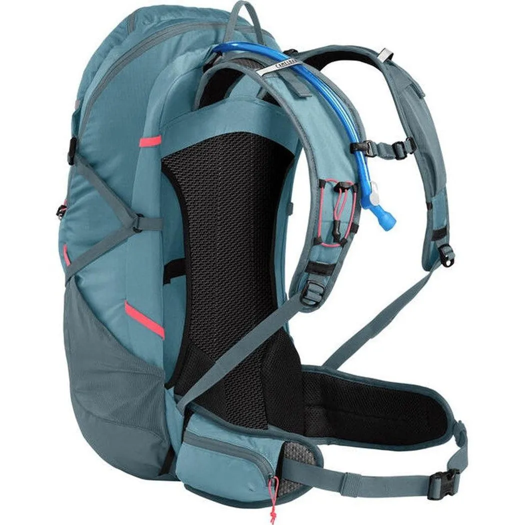 CamelBak Women's Fourteener 30