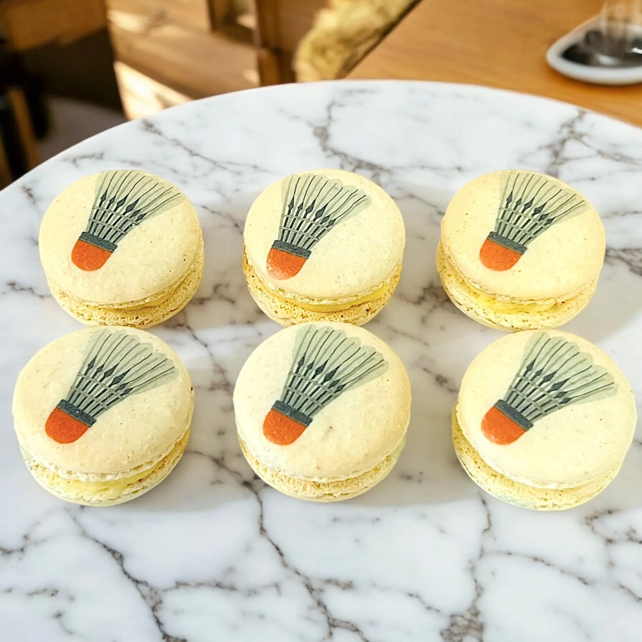 Customizable Badminton-Themed French Macarons – Choose Your Flavor!