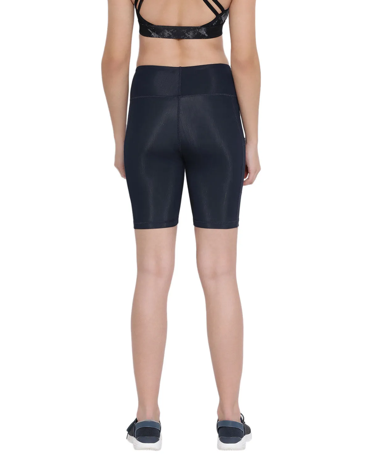 Invincible Women's Training Side Pocket Shorts