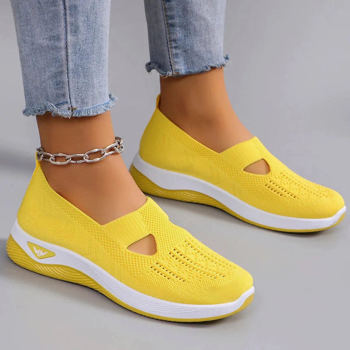 Spring new women's sports shoes, fashionable, breathable, lightweight, non-slip, wear-resistant, casual sports shoes, flat shoes