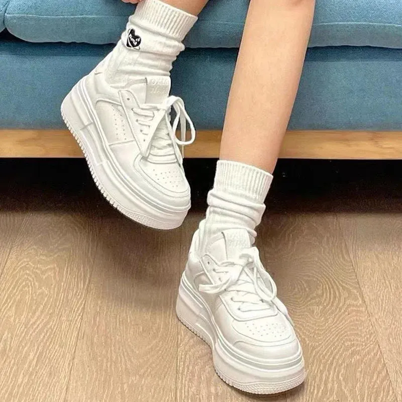 TAVIMART  -  Woman Casual Shoes Lace-up Platform Running Sneakers Women Comfort Shoes Female Flat Fashion White Sports Shoes Ladies