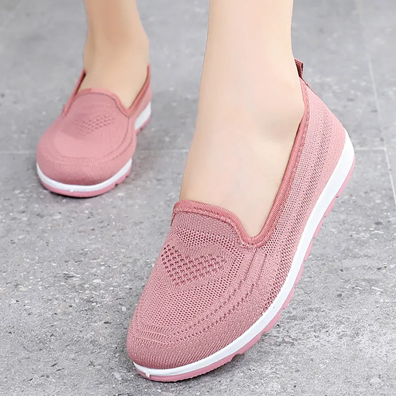 Women's Beijing Cloth Breathable Flat Hollowed Mesh Canvas Shoes