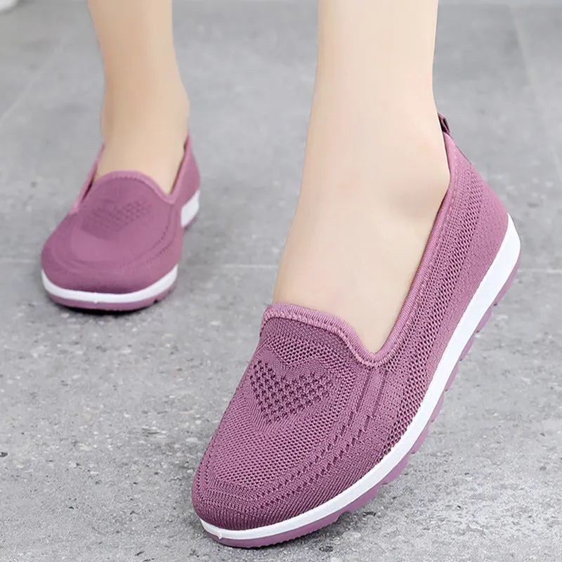 Women's Beijing Cloth Breathable Flat Hollowed Mesh Canvas Shoes